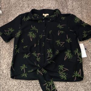Lily white crop palm trees shirt